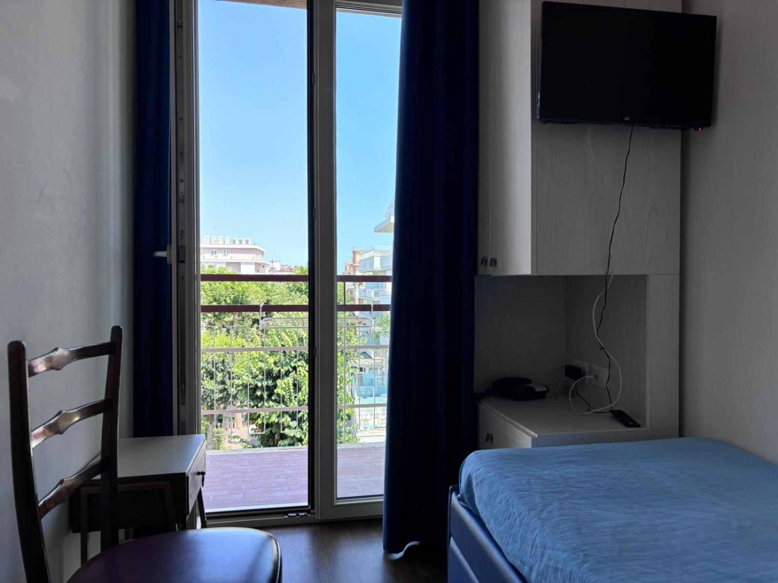 Hotel Belfiore Misano Adriatico Exterior photo