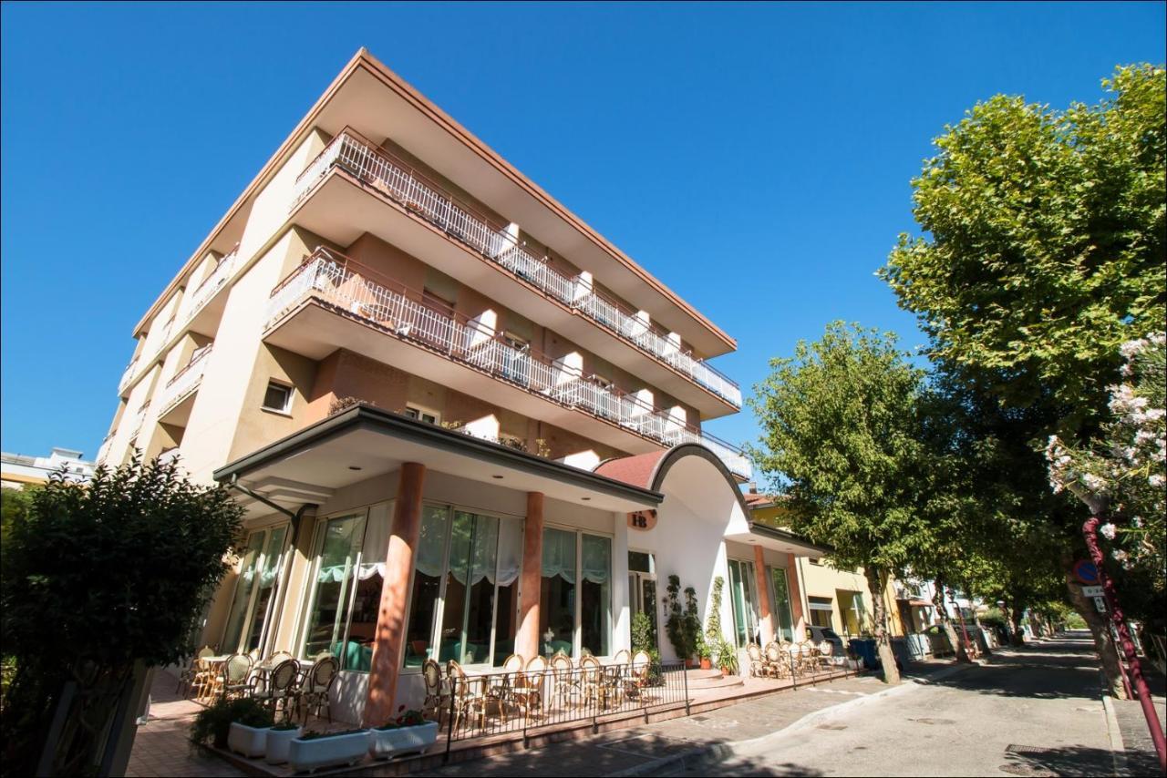 Hotel Belfiore Misano Adriatico Exterior photo