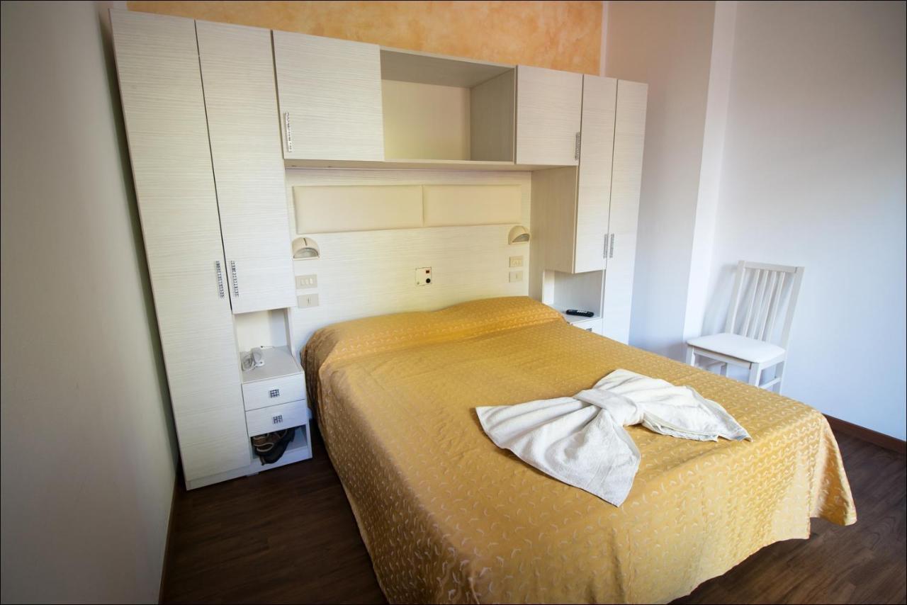 Hotel Belfiore Misano Adriatico Exterior photo